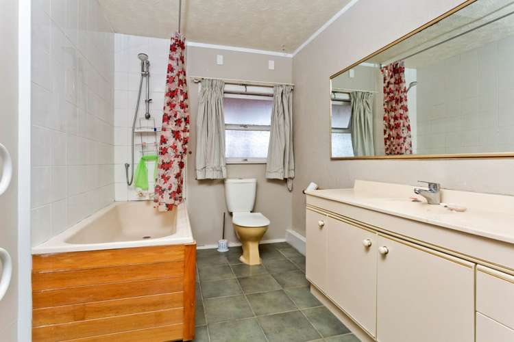 19 Pupuke Road Birkenhead_9