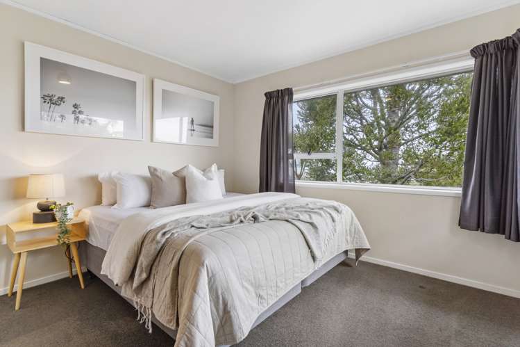 50 Hadfield Street Beach Haven_13