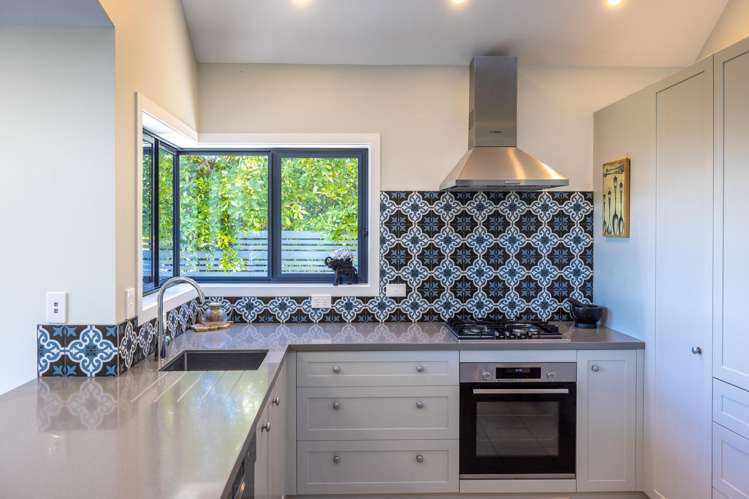 100 Fairview Crescent Omiha_10