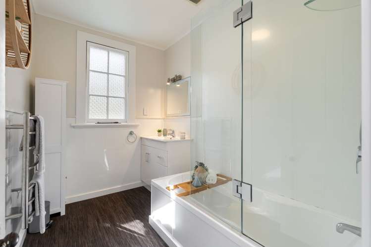 38 Waldegrave Street Central - Palmerston Nth_7
