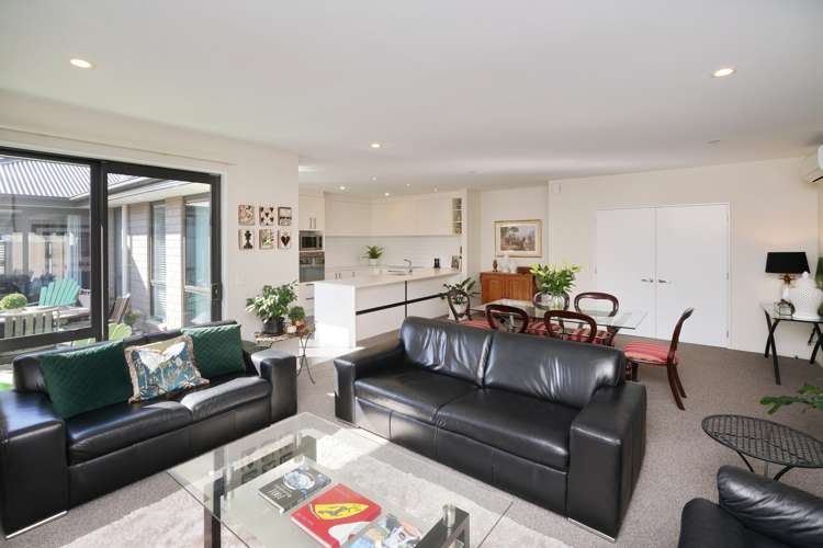 52 Faulks Drive Lincoln_10