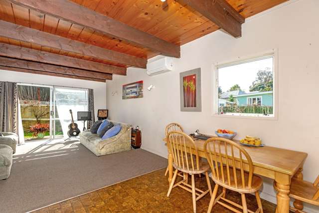 3 & 4 Attlee Place, Gisborne Central City Centre_2