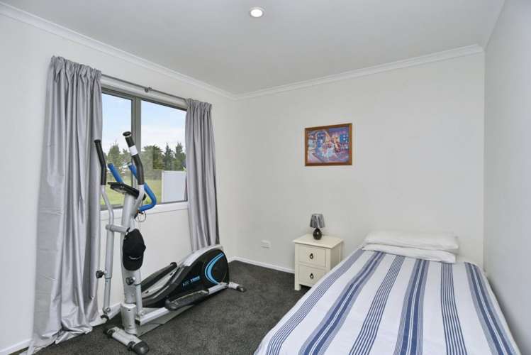 443 Ashley Road Cust_15