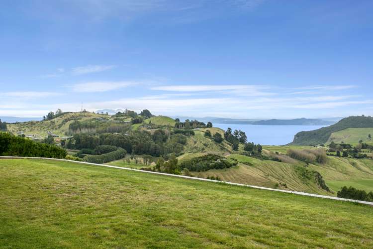 48 Edge Hill Acacia Bay_30