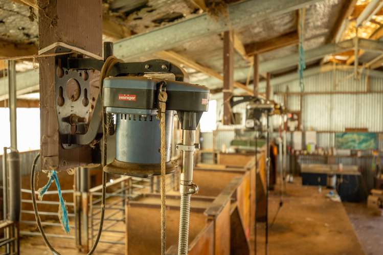 220 Quartz Range Road Bainham_29