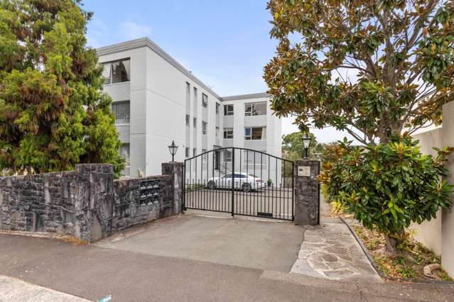 2/11 Saint Georges Bay Road Parnell_2