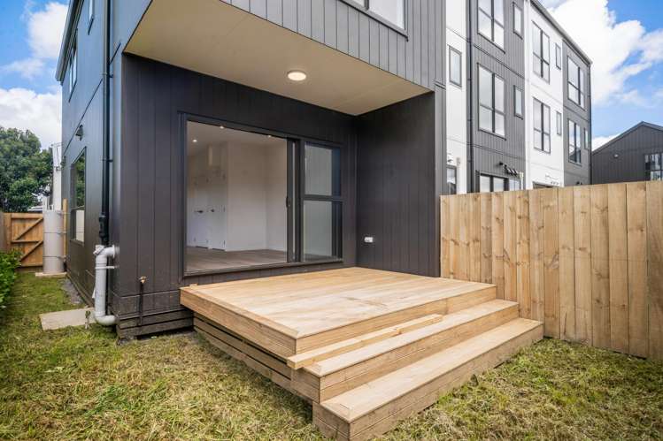 7/63 Gloria Avenue Te Atatu Peninsula_9