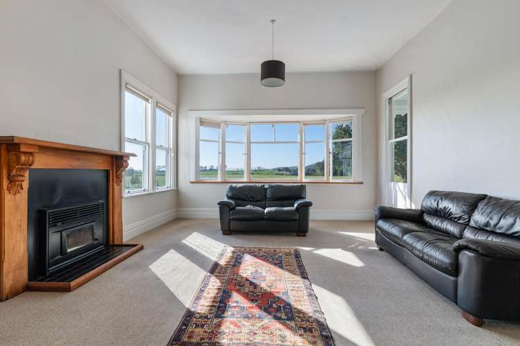 1322 Lake Ferry Road Martinborough_8