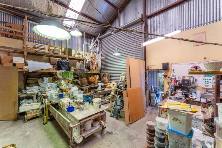 281 School Road Waimauku_12