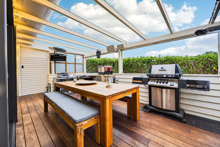 1 Bella Vista Drive Gulf Harbour_14