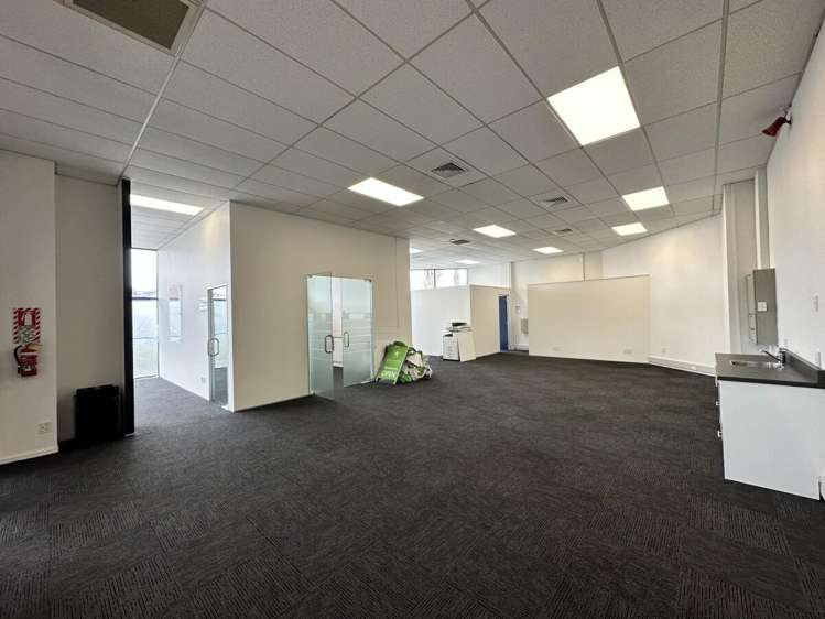 288 Te Atatu Road Te Atatu South_2