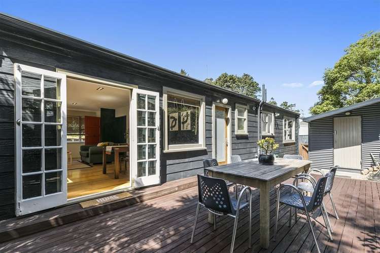 320 Ohiro Road Brooklyn_14