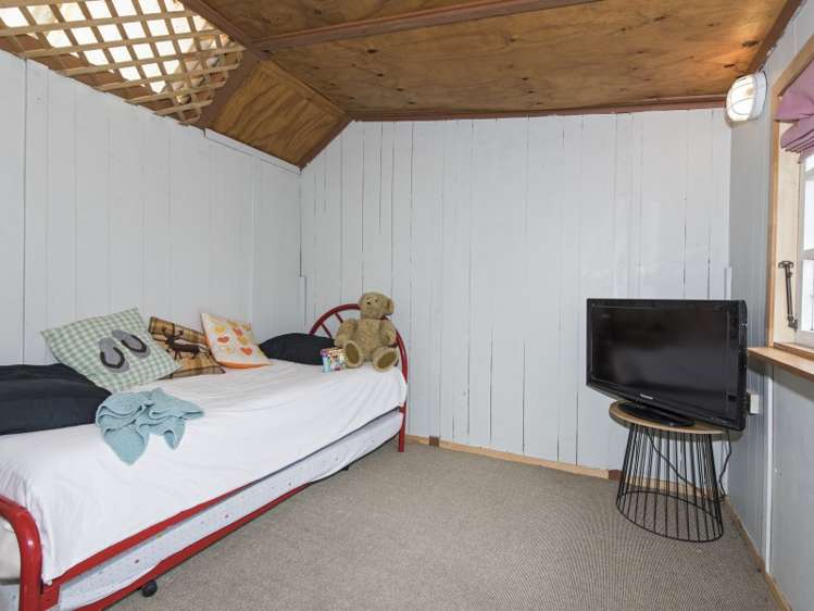 33 North Road Clevedon_13