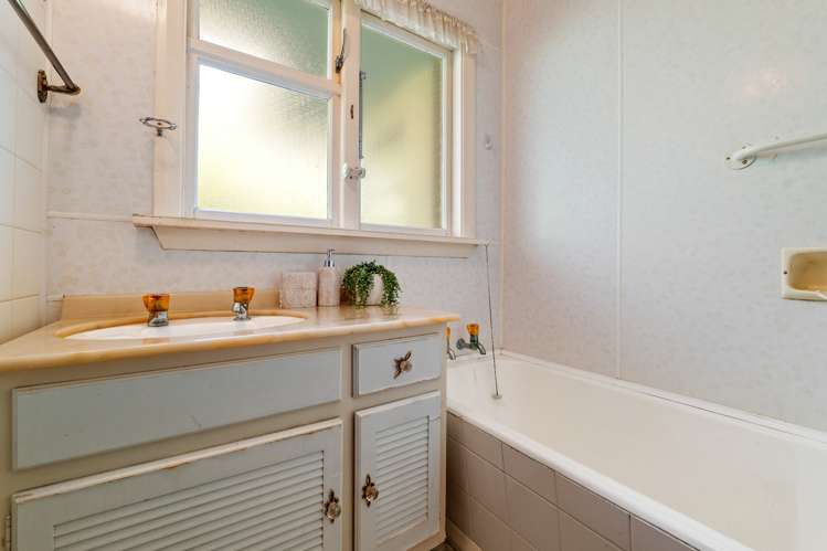 3 Wayside Avenue Burnside_18