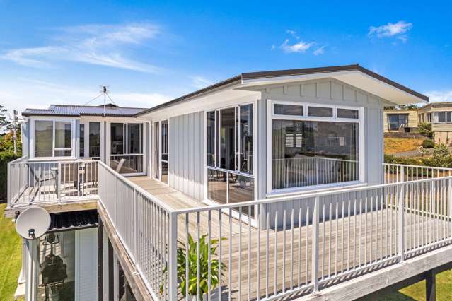 Coastal Dream Home at Grahams Beach