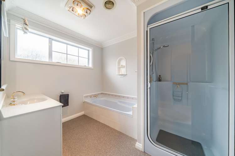 19 Comeskey Grove Elderslea_22