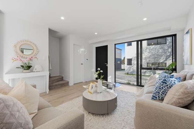 2/3 Gill Avenue Te Atatu Peninsula_2