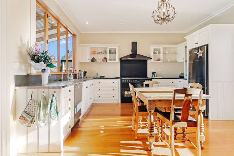 8 Apollo Place Rototuna North_2