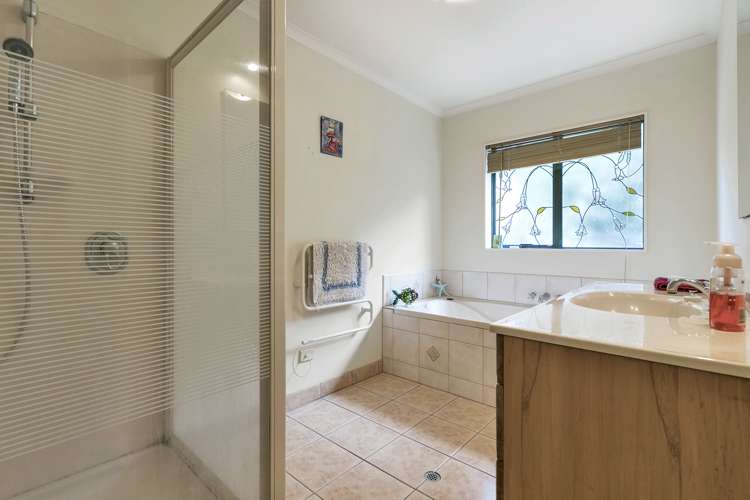 125 Alf Access Road Helensville_12