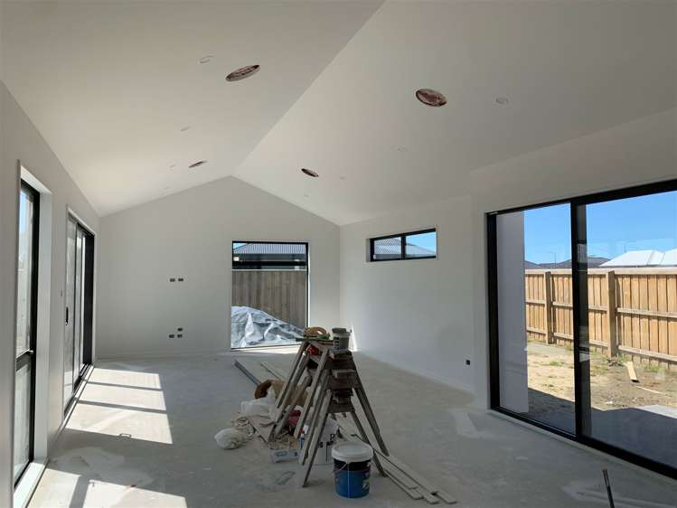 12 Stackwood Avenue Woodend_2