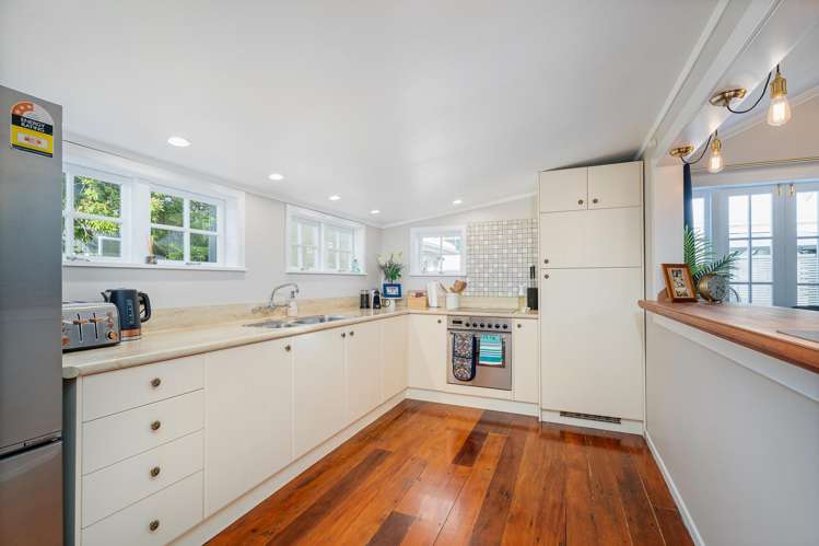 3 Owen Street Whitianga_12