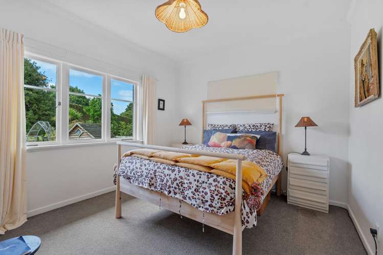 232 Church Road Te Kamo_19