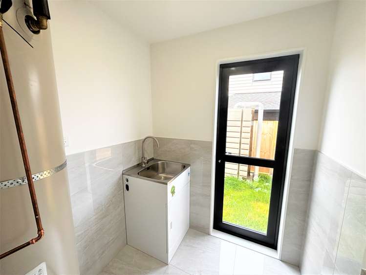 2/1 O'Connell Street Manurewa_5