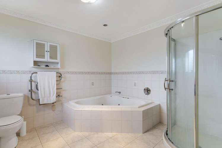 64 Whitford Road Botany Downs_25