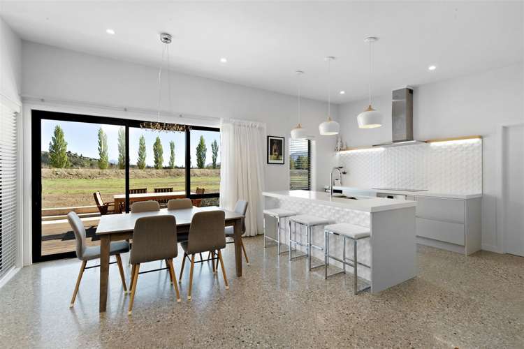 2 Poison Creek Queensberry_8