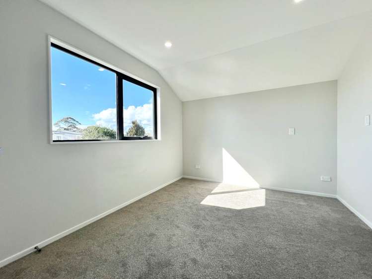 5 /8 Clutha Crescent Clover Park_12