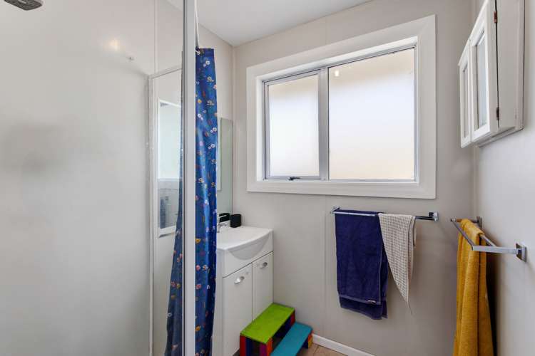 62 Manurere Street Hei Hei_9