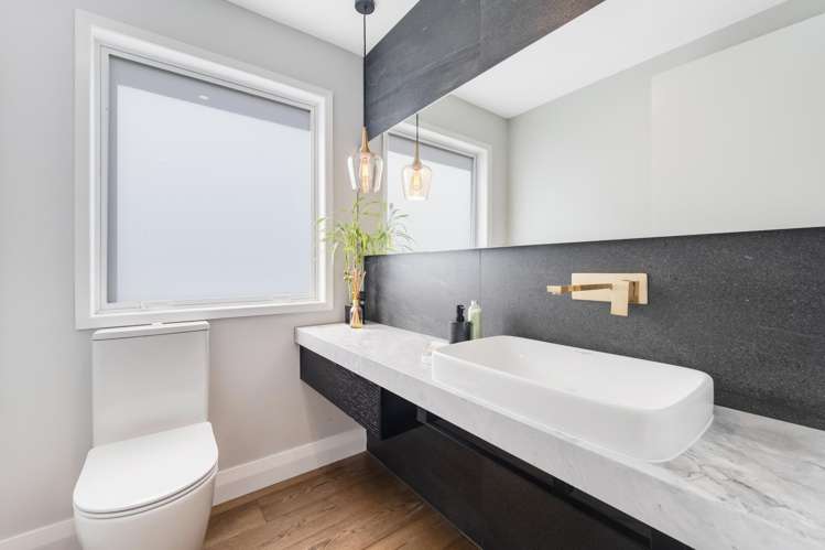 62 Armstrong Farm Drive East Tamaki Heights_20