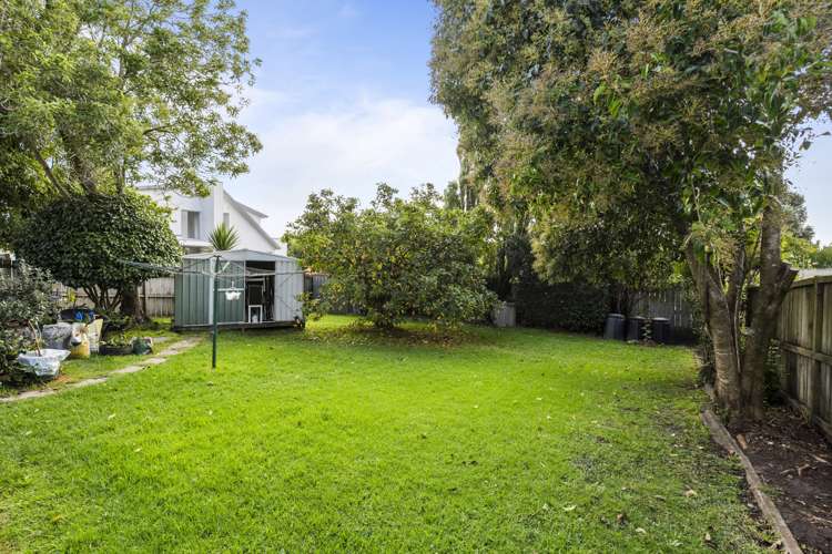 110 Mcleod Road Te Atatu South_3