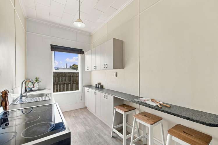 732 Ferry Road Woolston_7