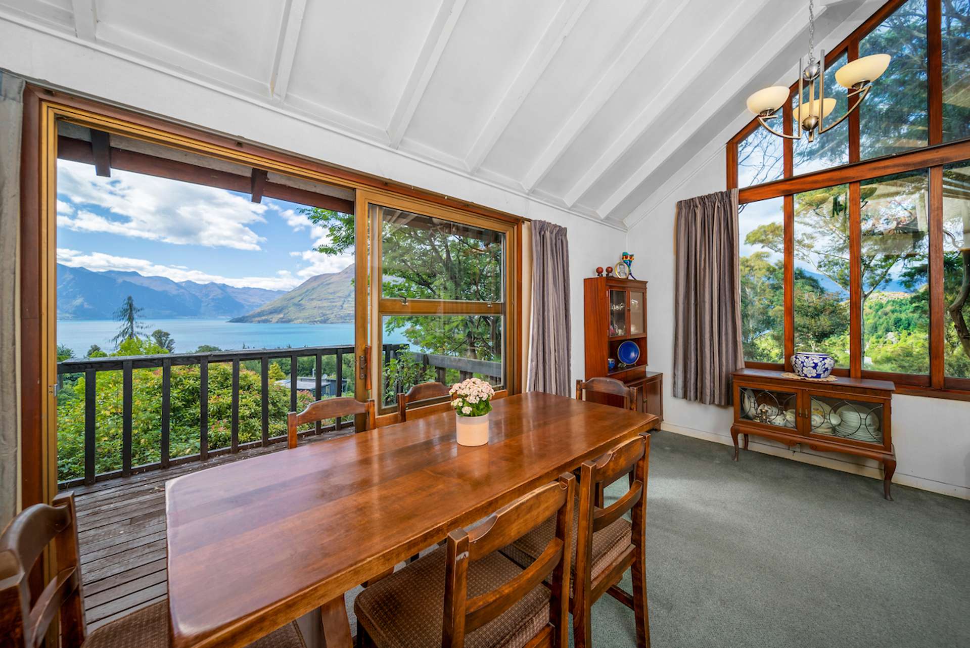 44 Arawata Terrace Fernhill/Sunshine Bay_0