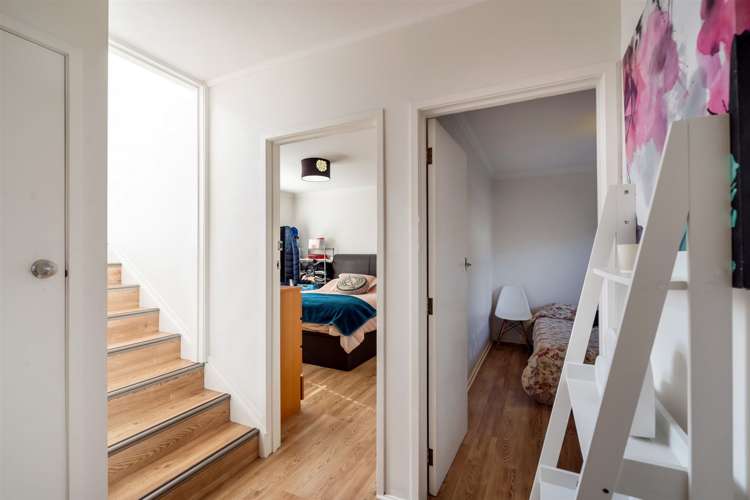 2/7 Eversleigh Road Belmont_8