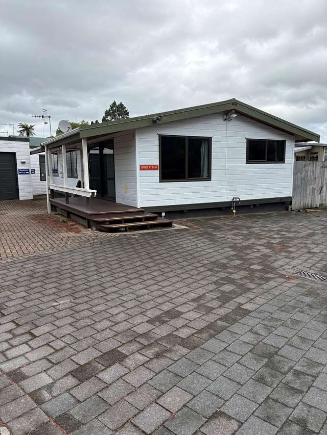 52 Sunset Road Mangakakahi_1