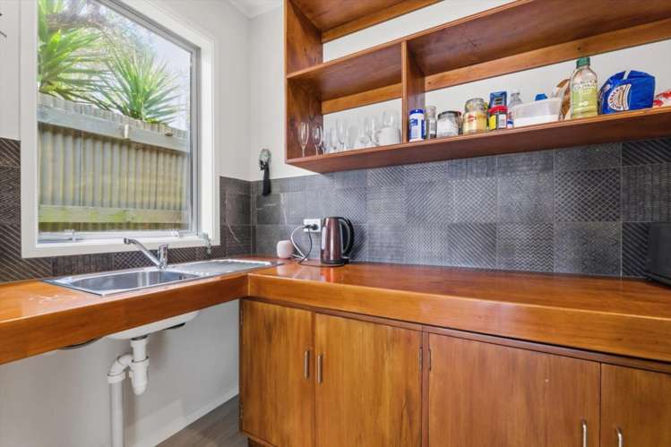 211 Pukehina Parade Pukehina Beach_23