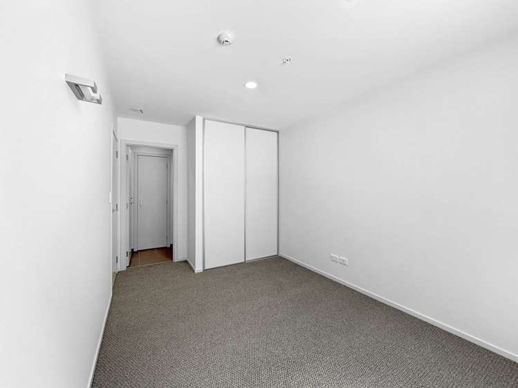 116/4 Wagener Place Mt Albert_10