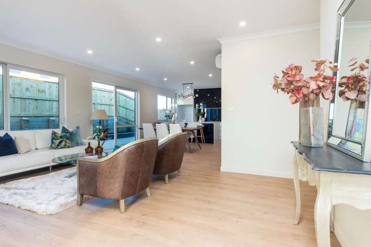 18 Tararua Street Massey_1