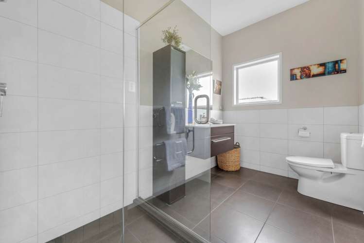 12 Columbia Crescent Beachlands_23