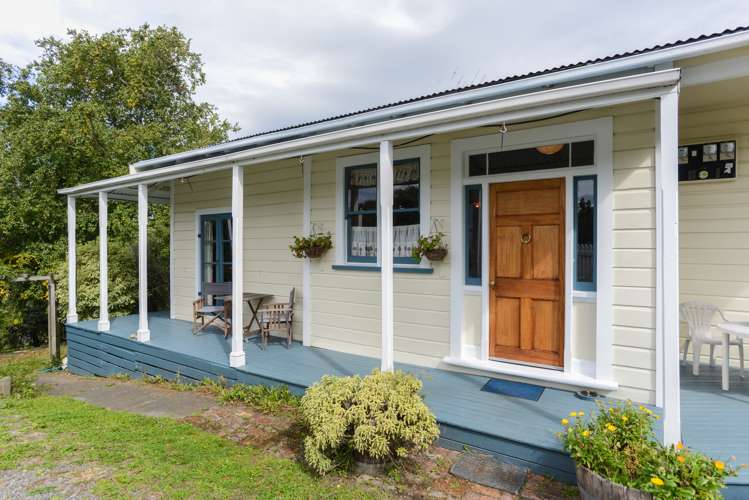 33 Church Street Waipawa_24