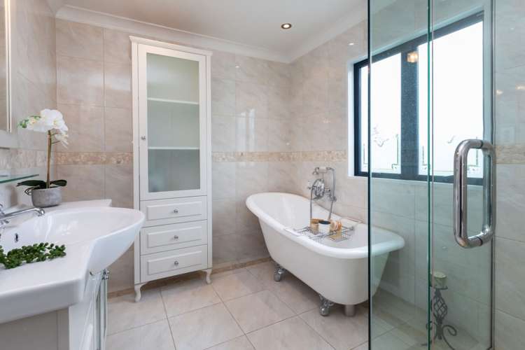 395 Marshland Road Marshland_19