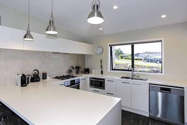 8 Lynley Park Drive Omokoroa_7