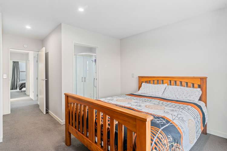 14 Finch Street Albert Town_12