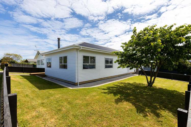 2 King Street Waitara_20