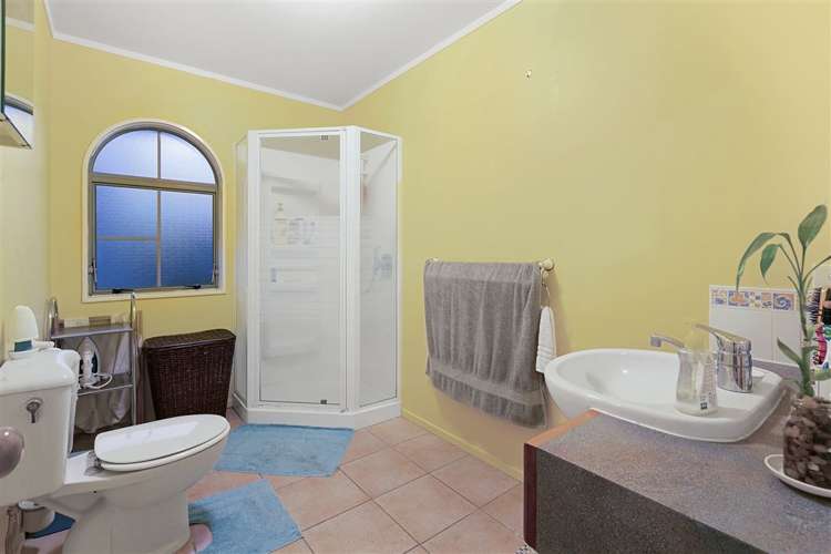 7 Bay Street Matua_21