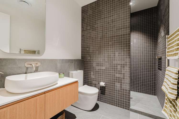 1/109 Clyde Street Hamilton East_16