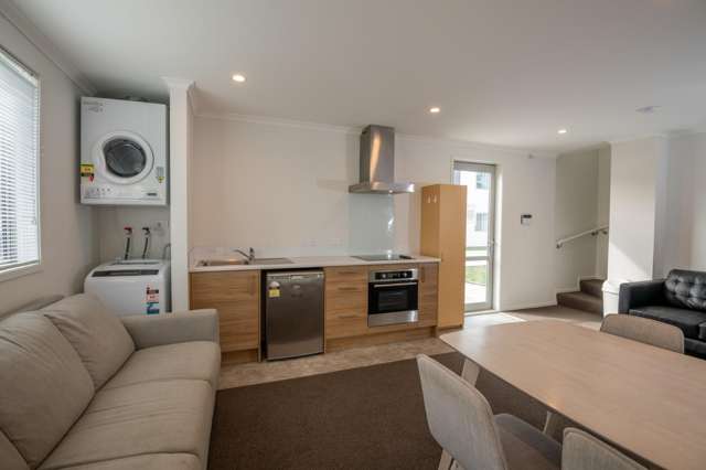  1/7 Hibiscus Avenue Hamilton Lake_1