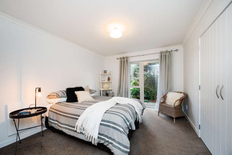 65 Reid Line West Feilding_21